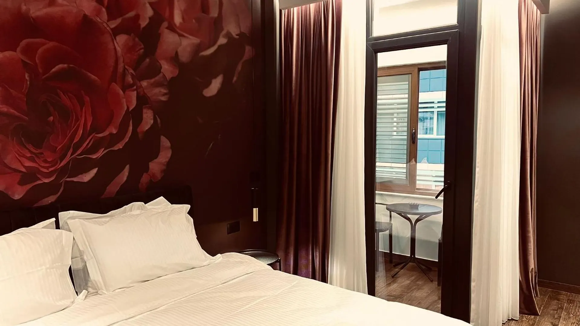 Appartamento Deluxe Rooms Tirana